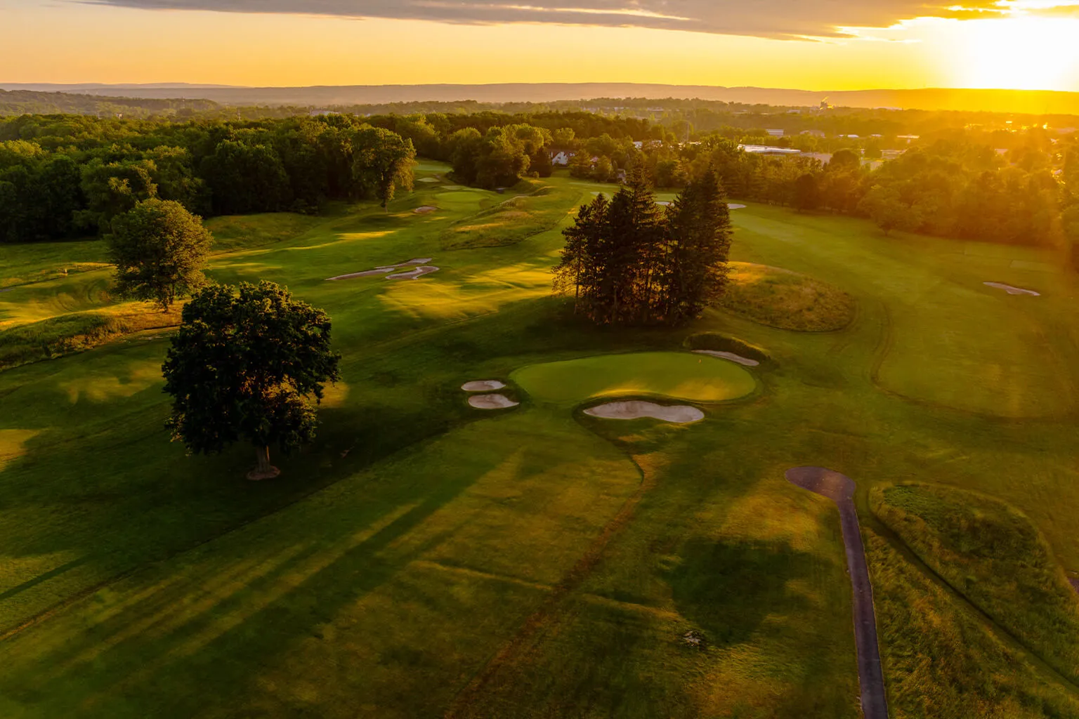 Yahnundasis Golf Club photo 1